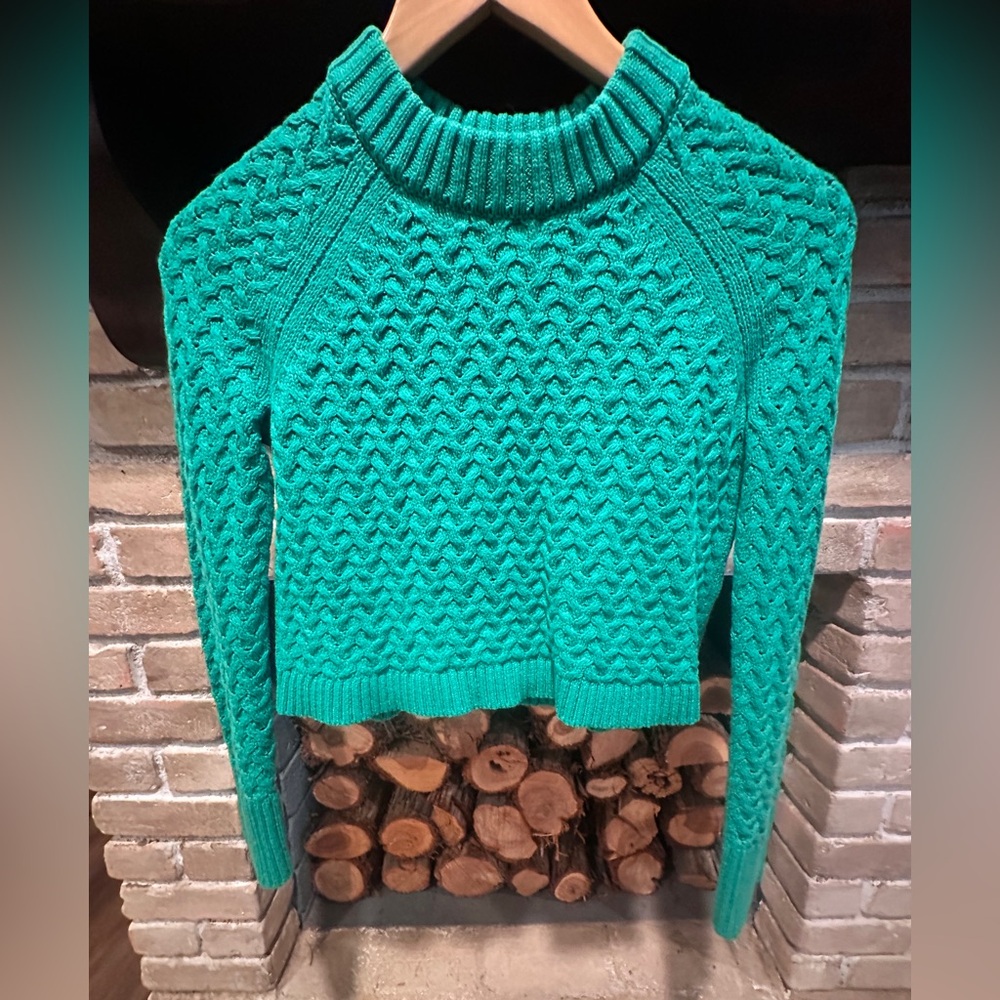 Alice + Olivia Green Cropped Cable Knit Sweater xS